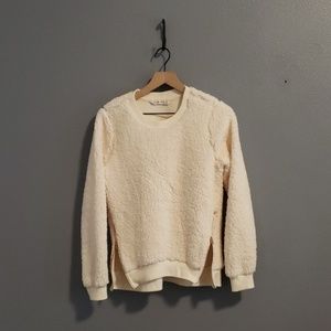 Abercrombie and Fitch Sweater